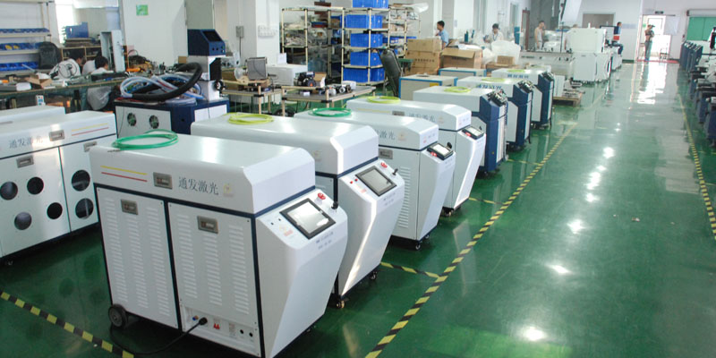 通發激光TFL-80PF<a href='http://www.eufloriav.com/product/2.htm' class='text_a'>光纖<a href='http://www.eufloriav.com' class='text_a'>激光焊接機</a></a>